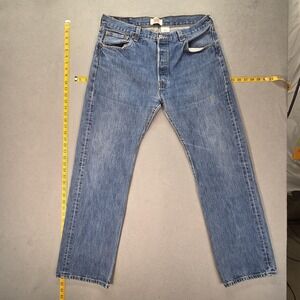 Levis 501 Jeans Mens Medium Wash Blue Denim Straight Button Fly Fits 33x31